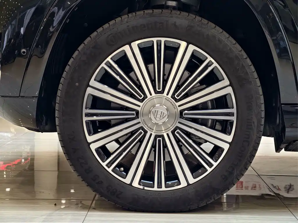 Mercedes-Benz GLS — миниатюра 25