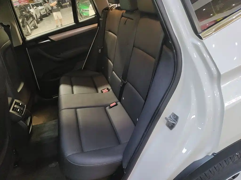 BMW X3 (Import) — миниатюра 17