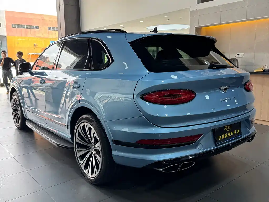 Bentley Bentayga 2021 4.0T V8
