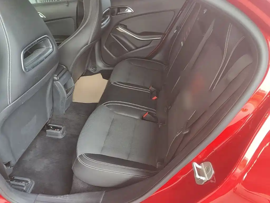 Mercedes-Benz A-Class (Import) — миниатюра 17