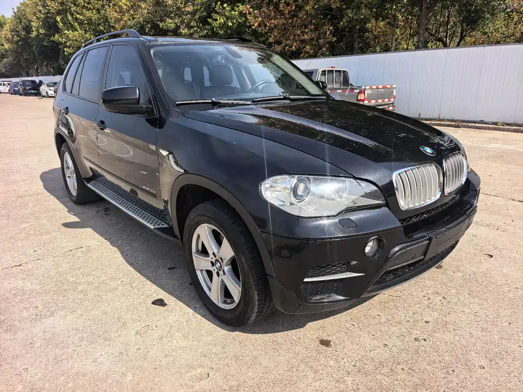 BMW X5 (Import) — миниатюра 3