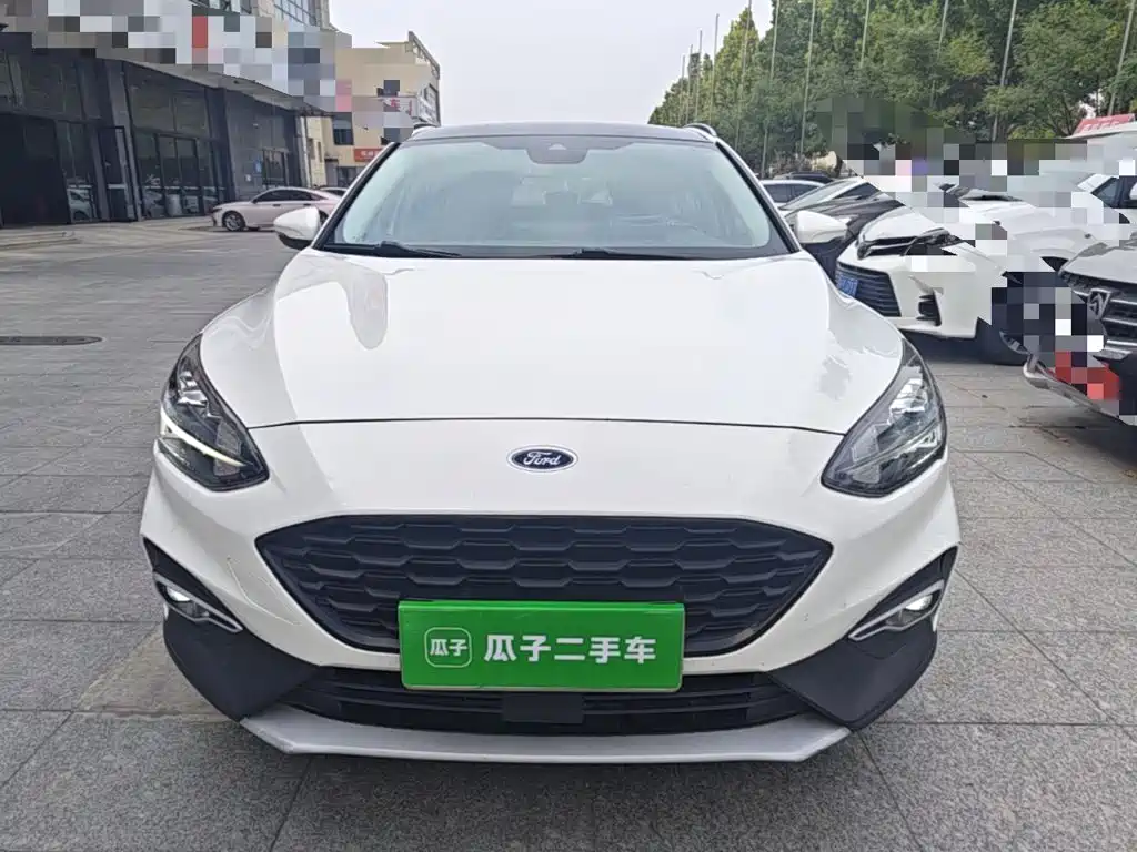 Ford Focus Active — миниатюра 3