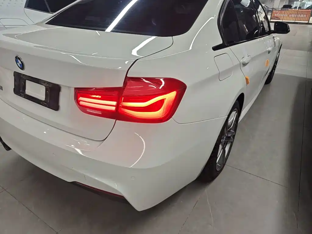 BMW 3 Series — миниатюра 8