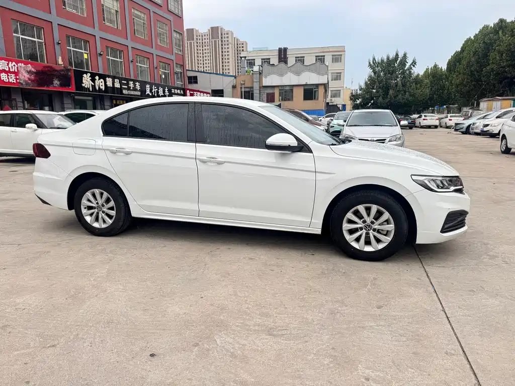 Volkswagen Bora — миниатюра 7