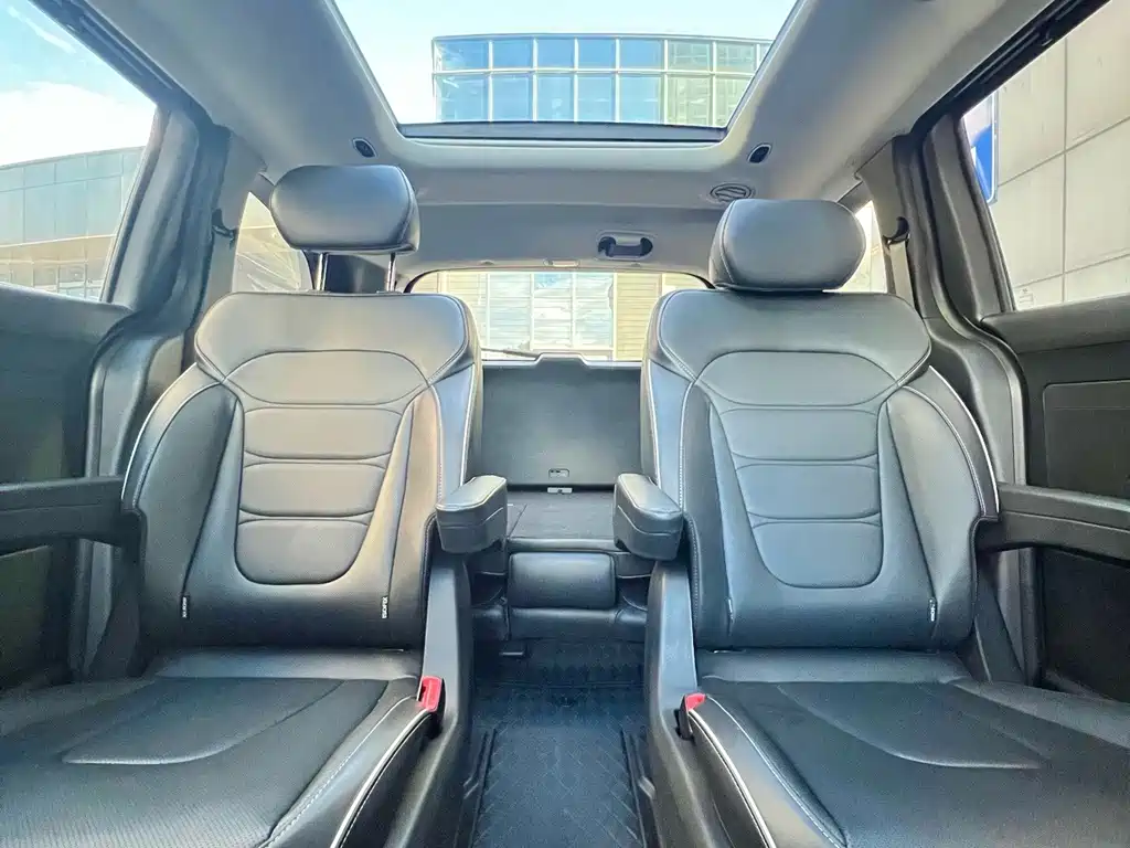 Hyundai Custo — миниатюра 9