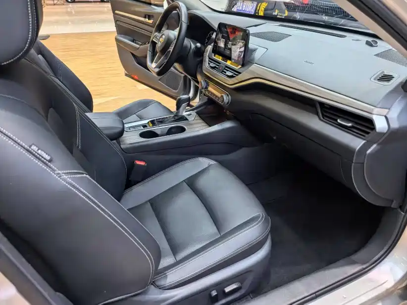 Nissan Teana — миниатюра 6