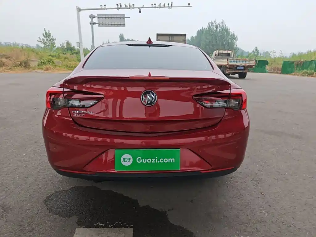 Buick Regal — миниатюра 6