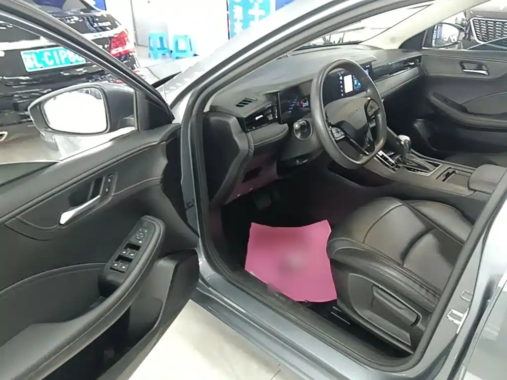 Roewe i5 — миниатюра 16