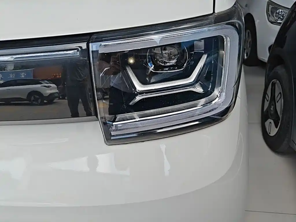 Wuling MINIEV — миниатюра 24