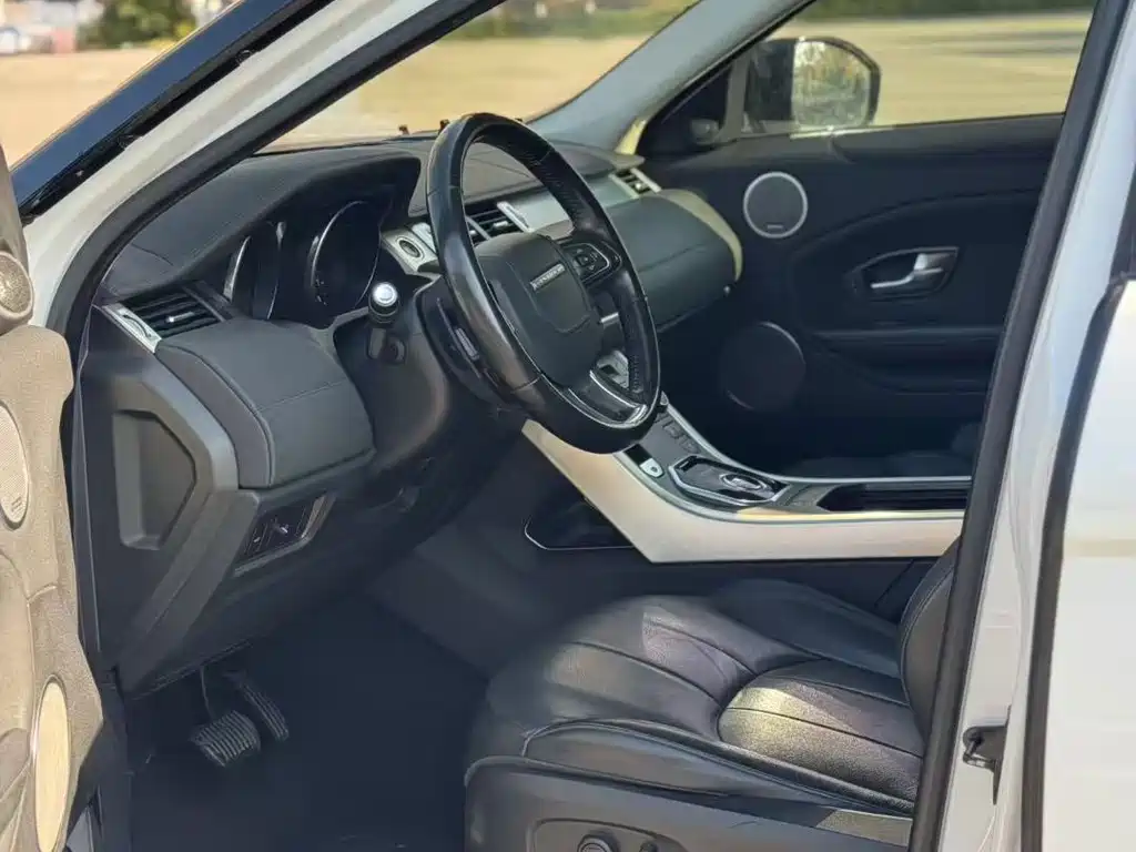 Land Rover Evoque — миниатюра 4