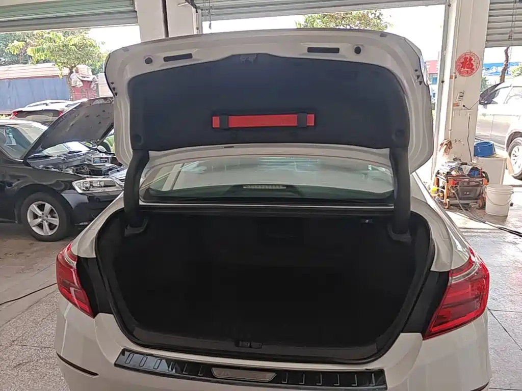Honda Inspire — миниатюра 19