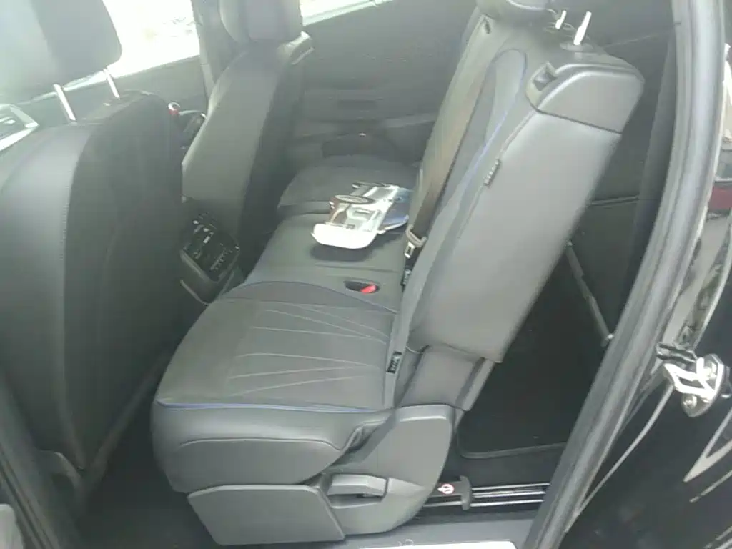 Volkswagen Teramont — миниатюра 17