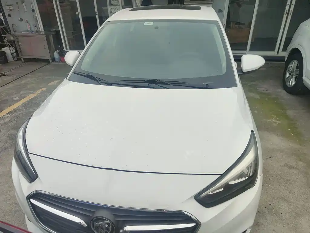 Buick Excelle — миниатюра 2