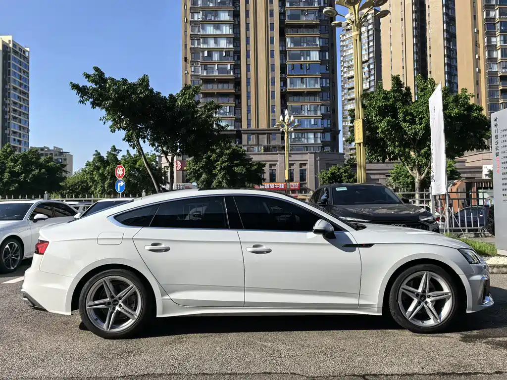 Audi A5 (Import) — миниатюра 3