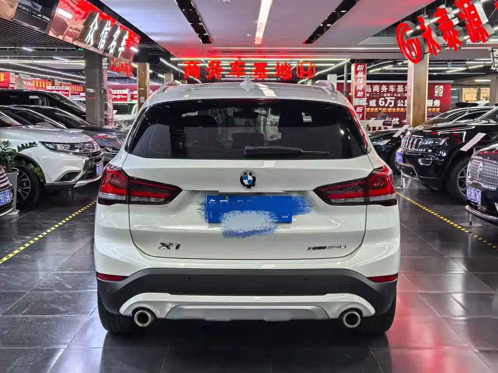 BMW X1 — миниатюра 5
