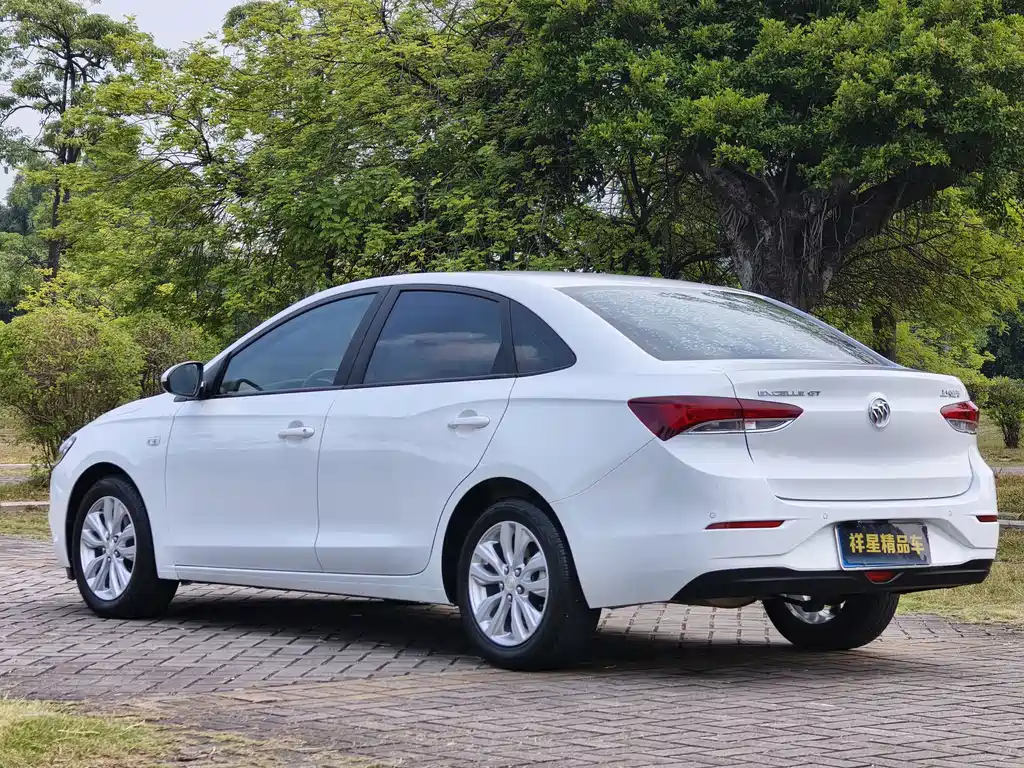 Buick Excelle — миниатюра 13