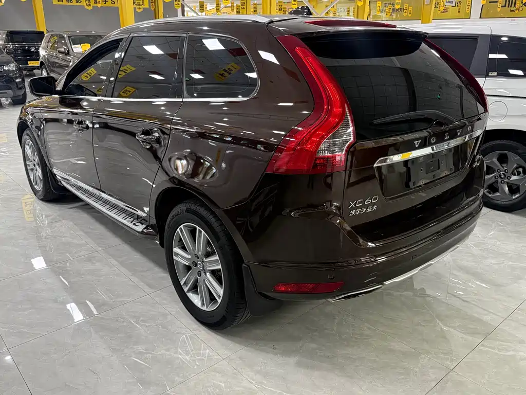 Volvo XC60 — миниатюра 6