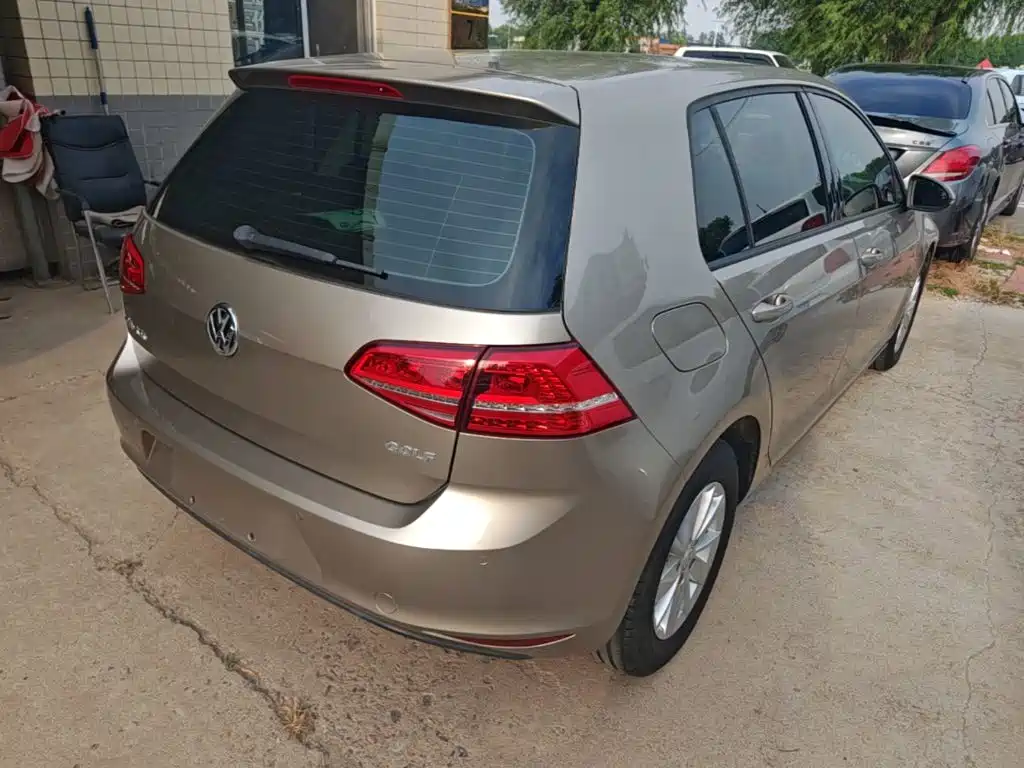 Volkswagen Golf — миниатюра 7