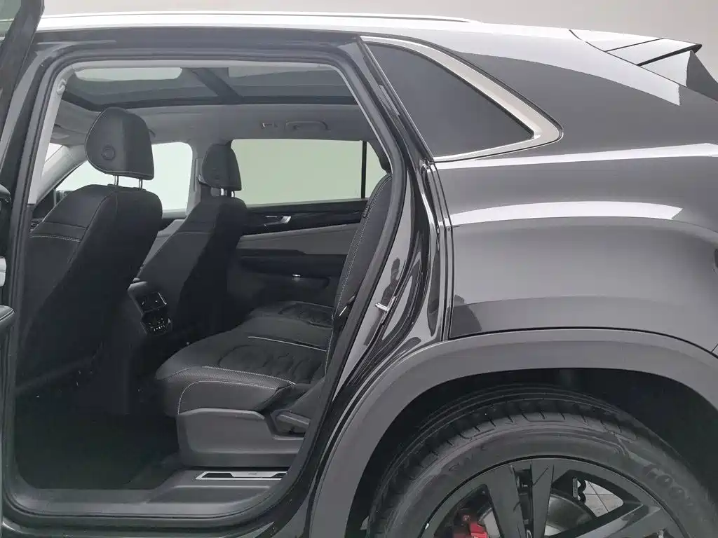 Volkswagen Teramont — миниатюра 15