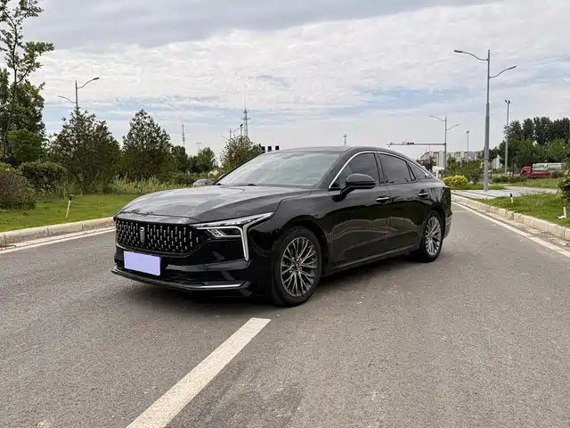 2023 Bestune B70