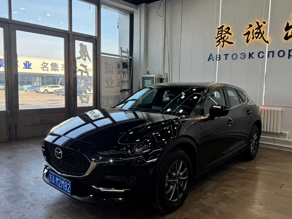 Mazda CX-4 2023