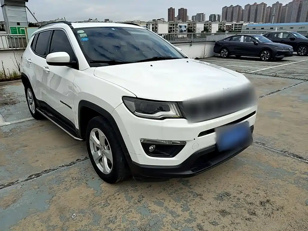 Jeep Compass — миниатюра 4