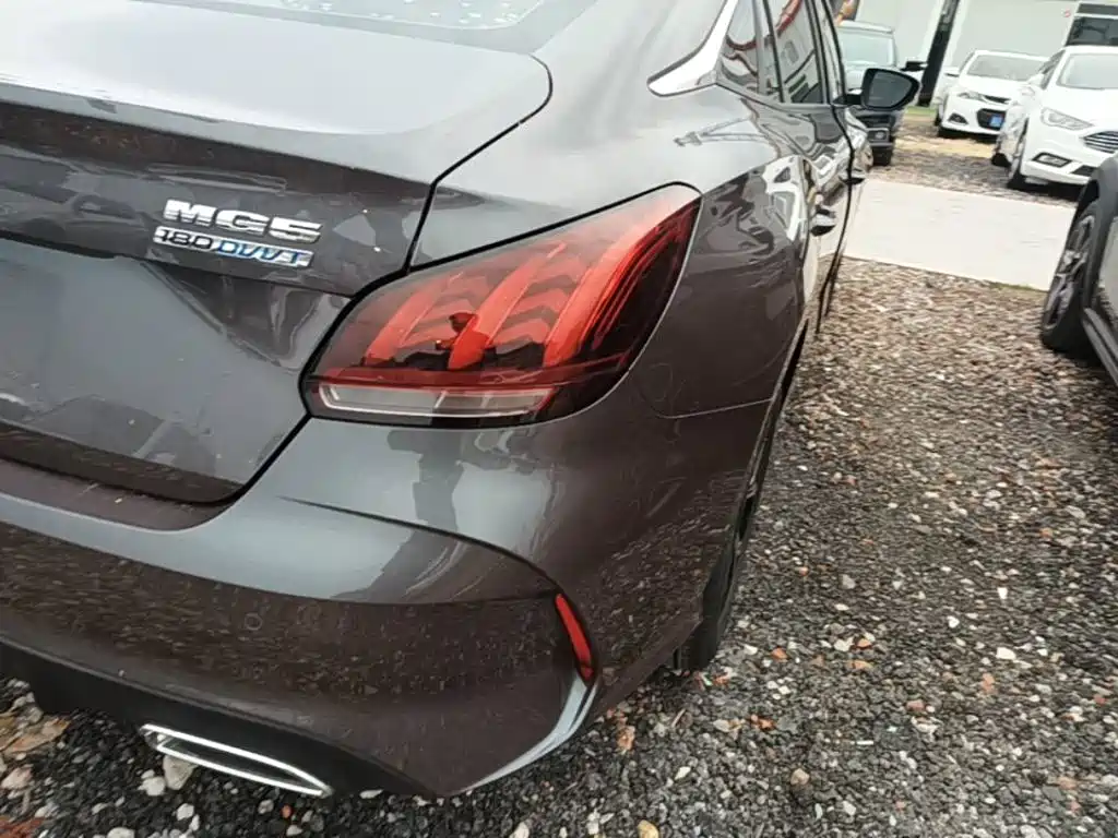 MG MG5 — миниатюра 8