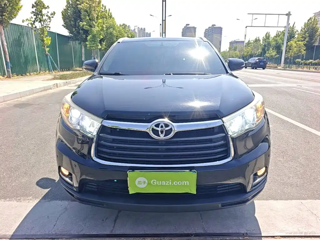 Toyota Highlander — миниатюра 3