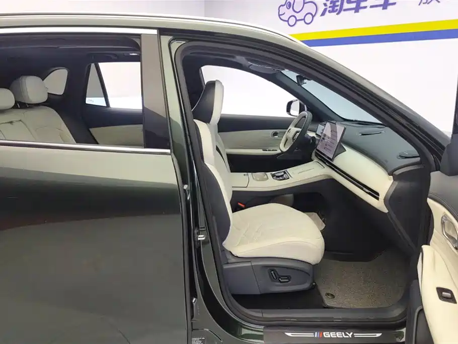 Geely Galaxy Galaxy 7 7 2025 120km +