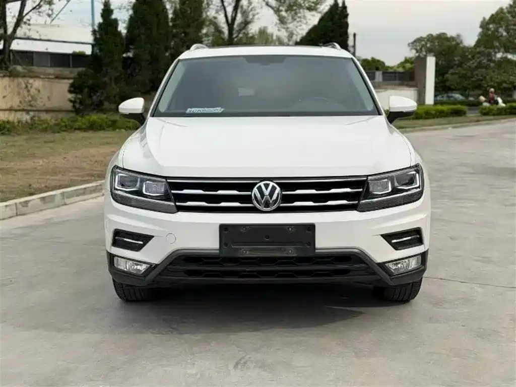 Купить Volkswagen Tiguan L