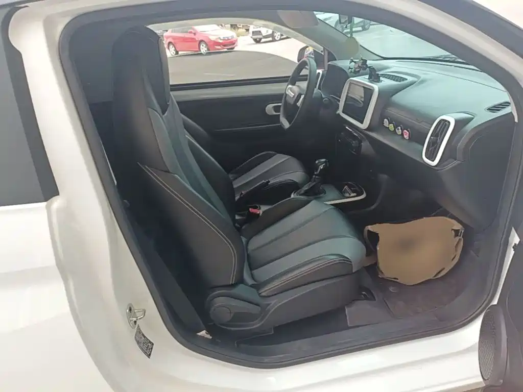 Roewe Clever — миниатюра 25