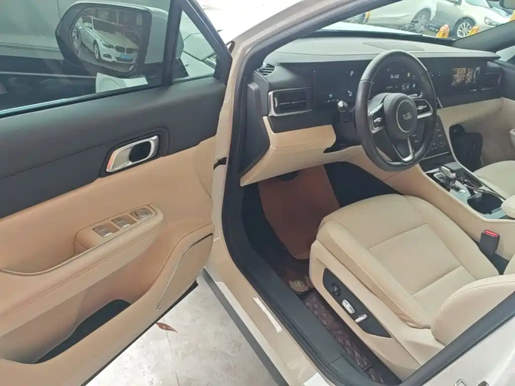 Li Auto Li ONE — миниатюра 16