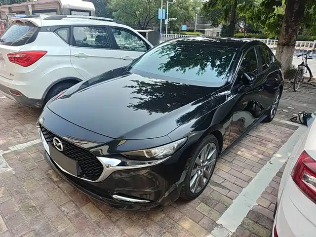 Mazda 3 Axela