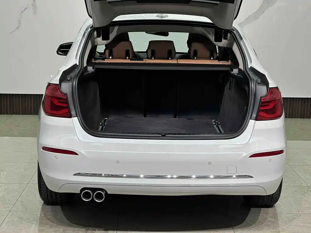 BMW 3 Series GT — миниатюра 20