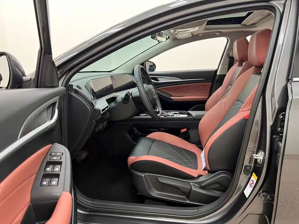 Changan Eado — миниатюра 7