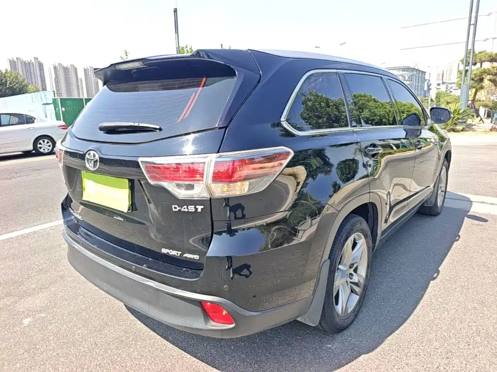 Toyota Highlander — миниатюра 7