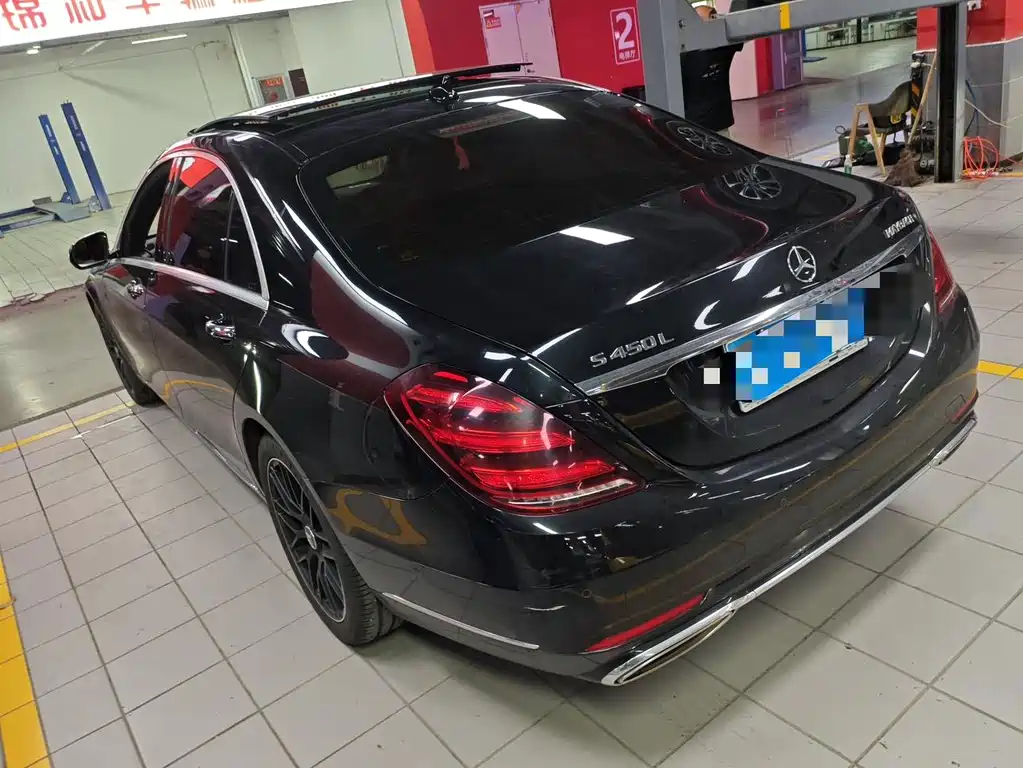 Mercedes-Benz S-Class — миниатюра 7