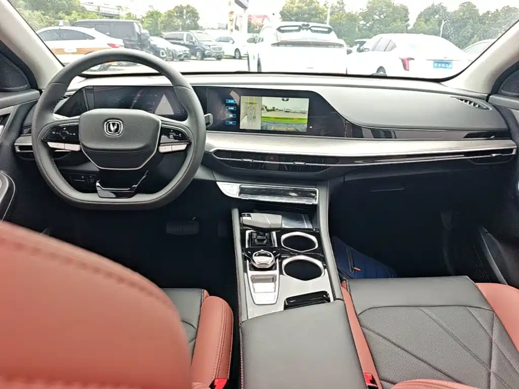 Changan Eado 2023 Enjoy PLUS NE 1.4T GDI DCT Luxury