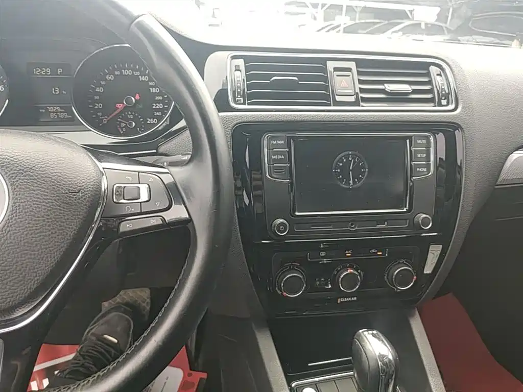 Volkswagen Sagitar 2017 230TSI AT Comfort