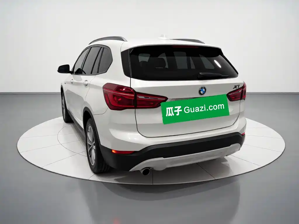 BMW X1 — миниатюра 4