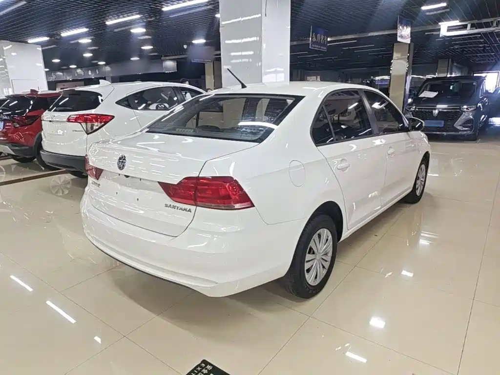 Volkswagen Santana — миниатюра 7