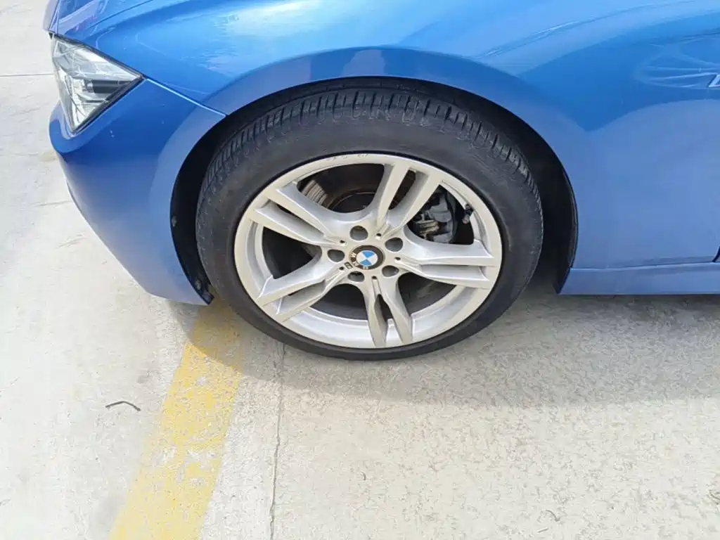 BMW 3 Series — миниатюра 23