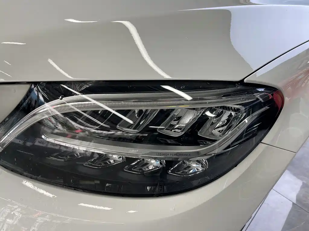 Mercedes-Benz C-Class — миниатюра 8