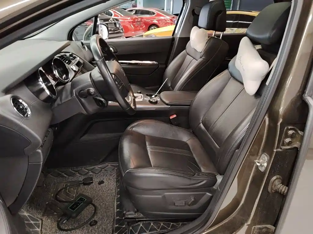 Peugeot 3008 — миниатюра 15