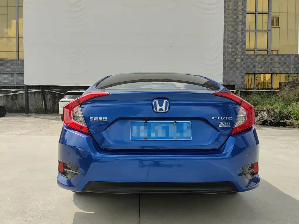Honda Civic — миниатюра 9
