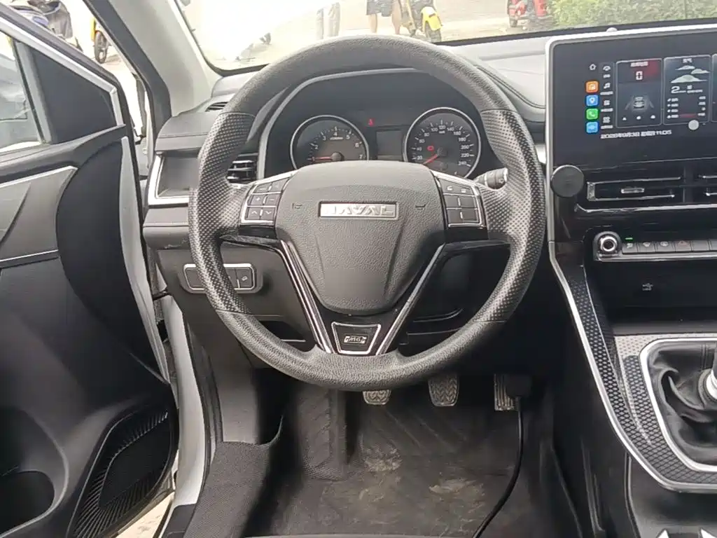 Haval M6 — миниатюра 11