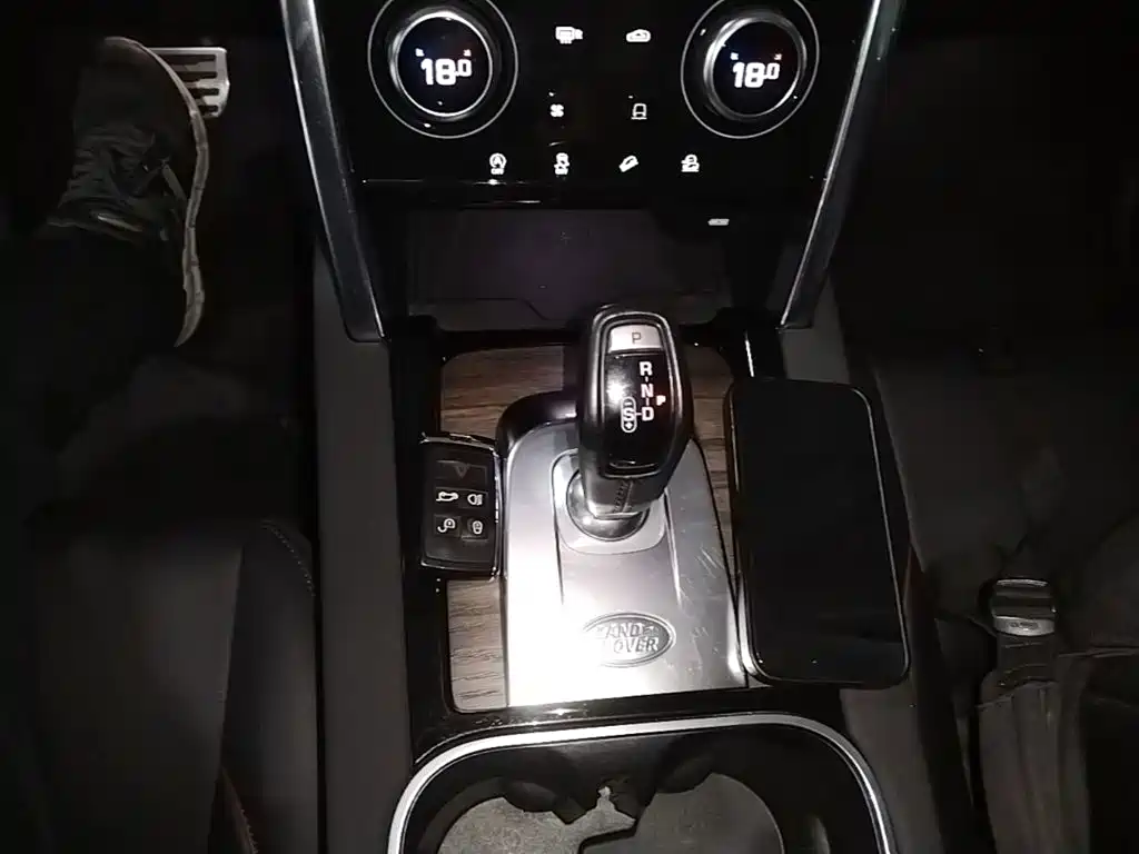 Land Rover Discovery Sport — миниатюра 14