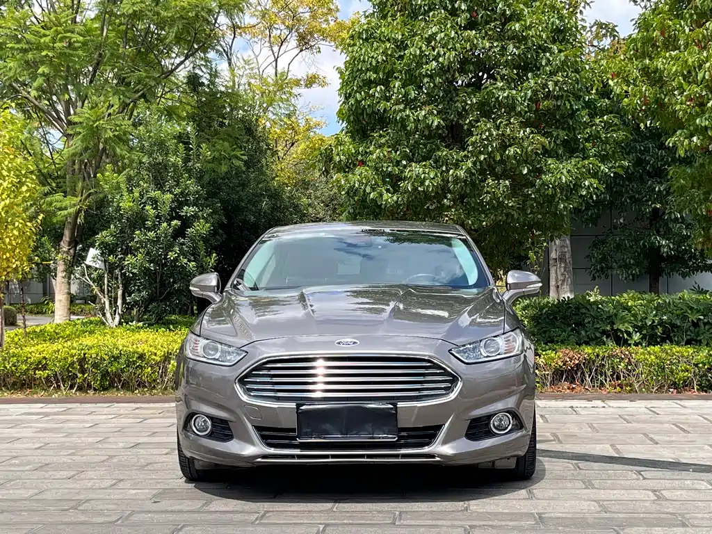 Ford Mondeo — миниатюра 2