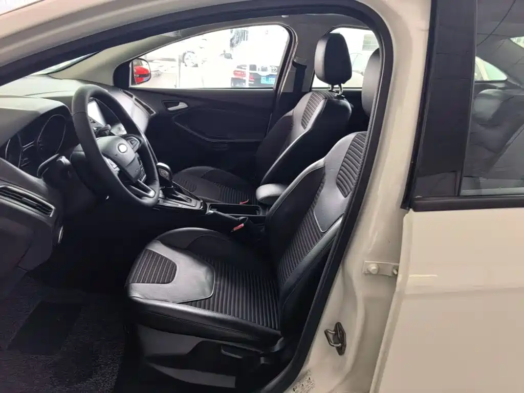 Ford Focus — миниатюра 15