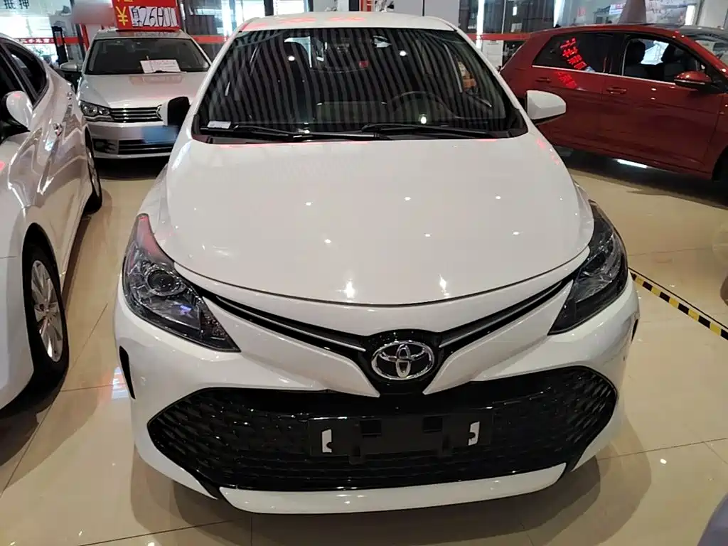 Toyota Vios FS — миниатюра 3